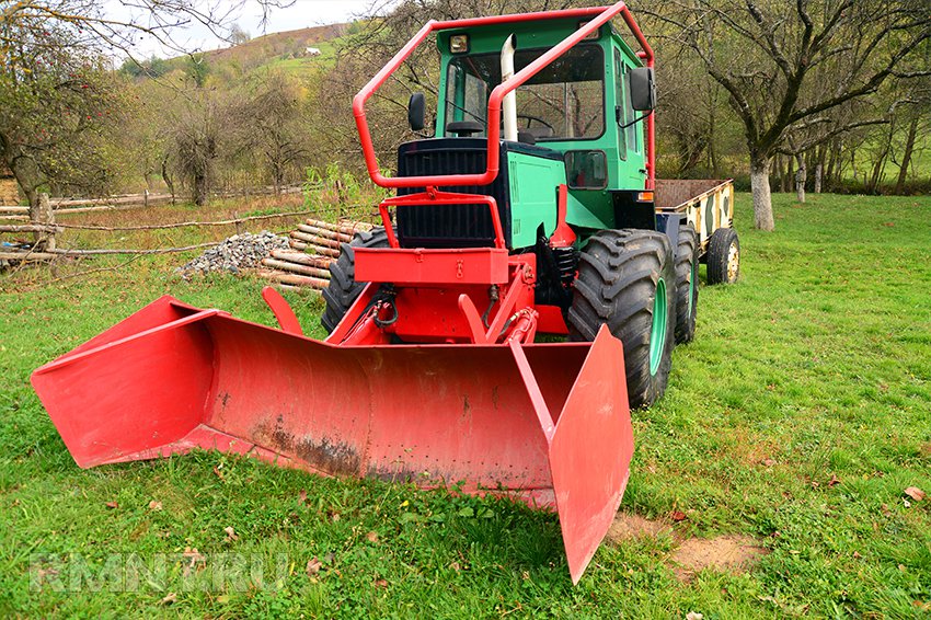 
Як вибрати міні-трактор для приватного господарства
