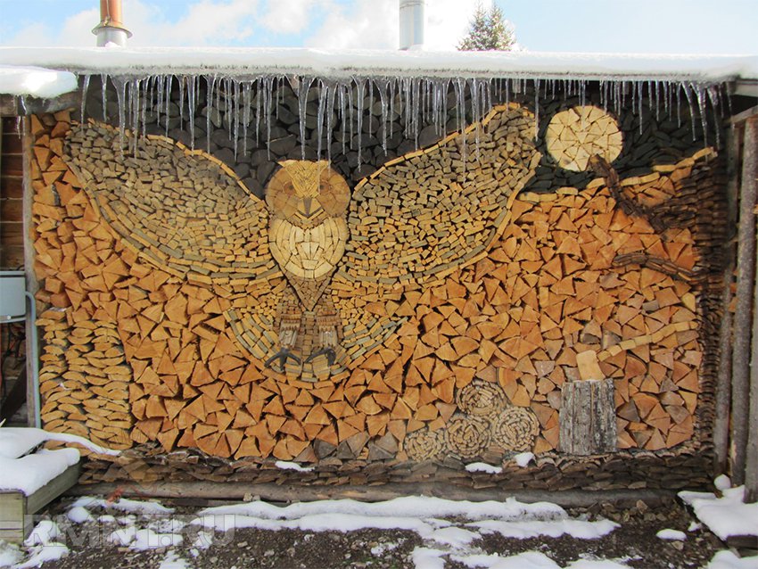 Картина з дров в паленніце