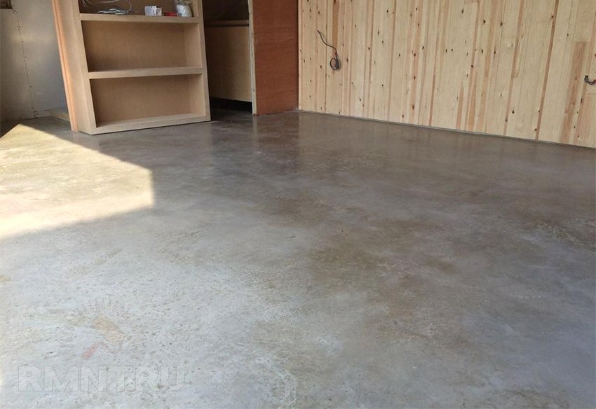 Пол в гаражі: поліуретанова просочення і покриття для бетону