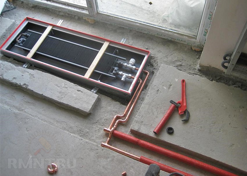Підключення вбудованого в підлогу радіатора